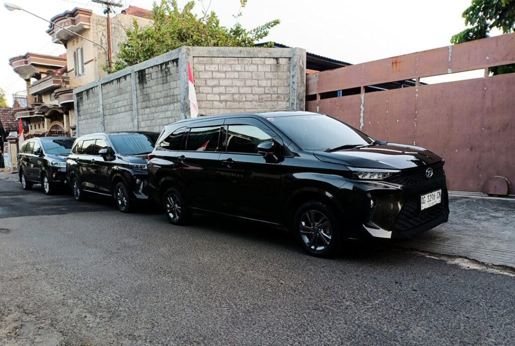 rental mobil kediri lepas kunci