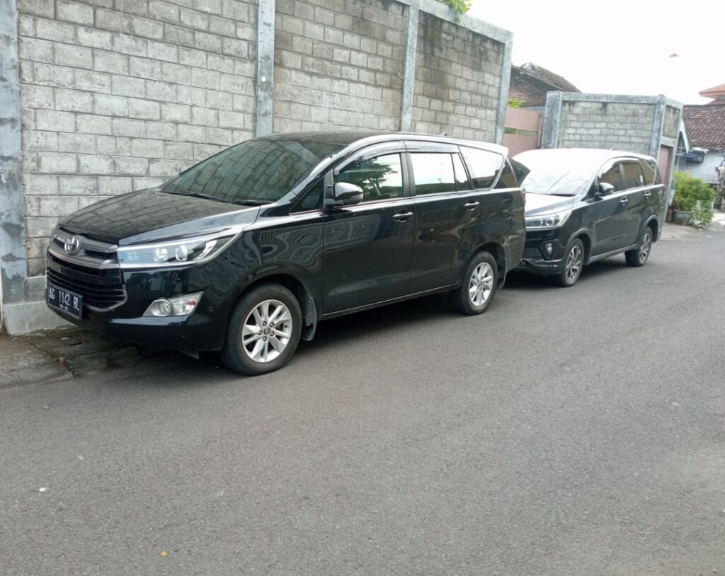 rental-mobil-kediri-dengan-sopir